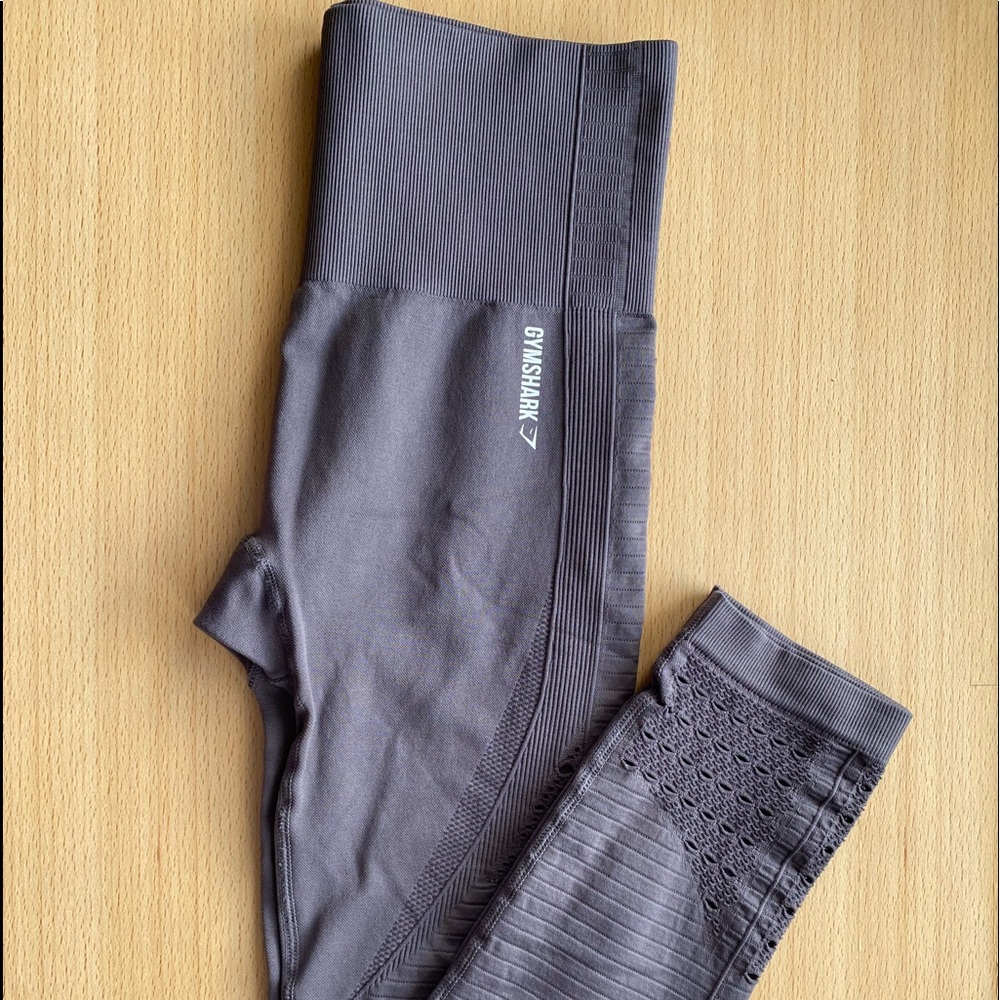 SOLD♥️Gymshark Leggings S 23” Grey